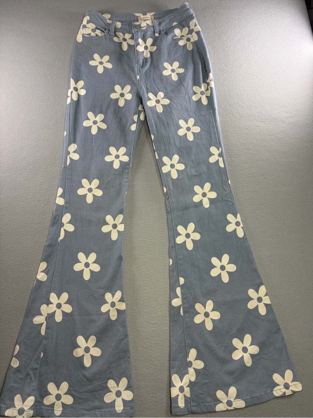 Altar'd State Blue Flare Jeans with Cream Daisy Print